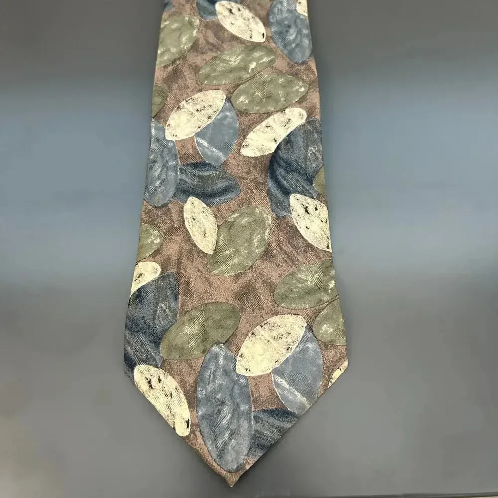 Gitman Bros Saks 5th Avenue 100% Silk Tie‎ Handmade in USA Necktie